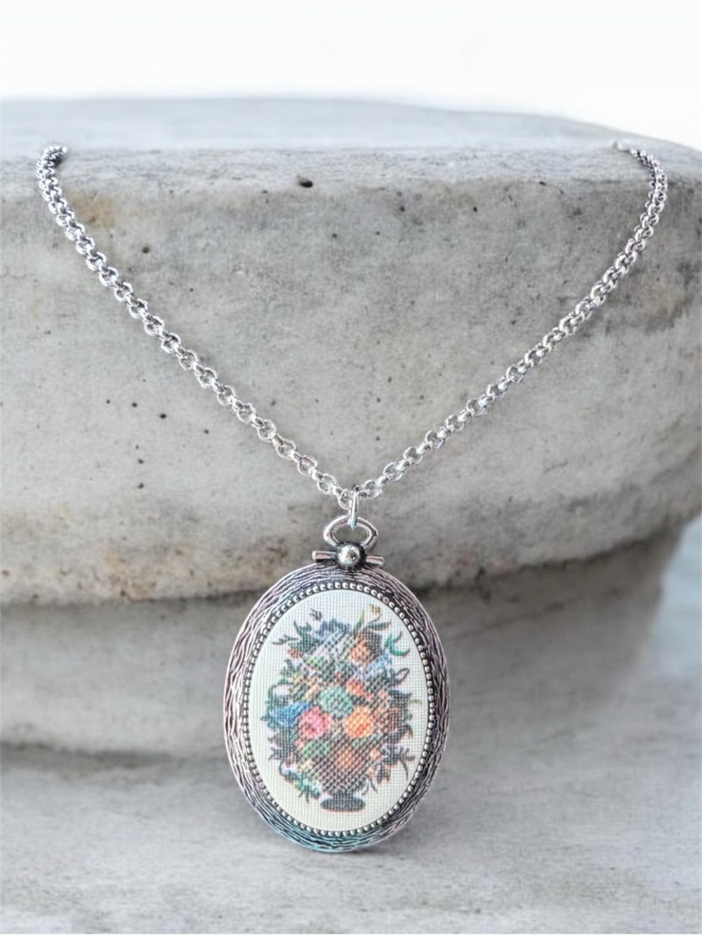 vintage Sarah Coventry "Tapestry" needlepoint-style pendant necklace